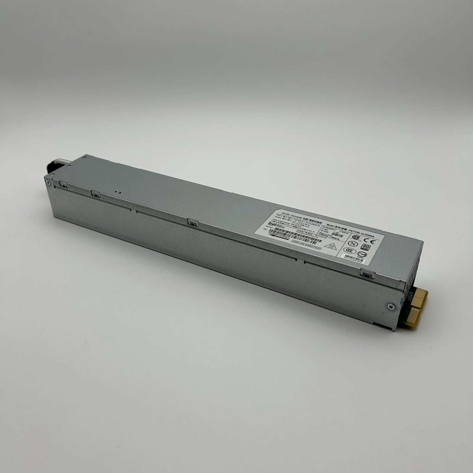 Here is the translation:
BEL PET750-12-050NA 750W 12V 62A Front-end Power Supply Unit (PSU) Server