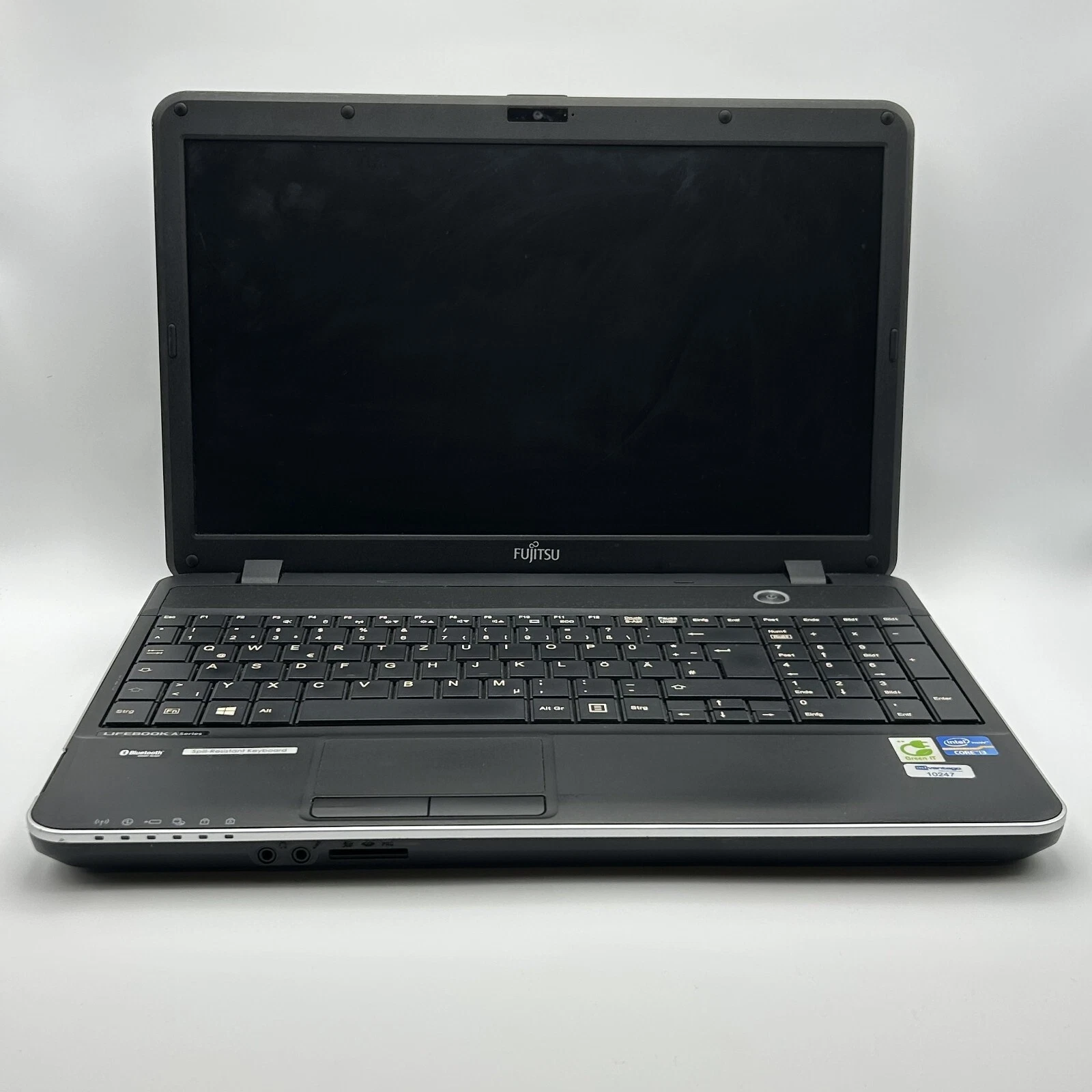 Fujitsu Lifebook A512 Windows 11 Pro Laptop